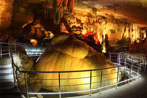 пещера Сатаплия
